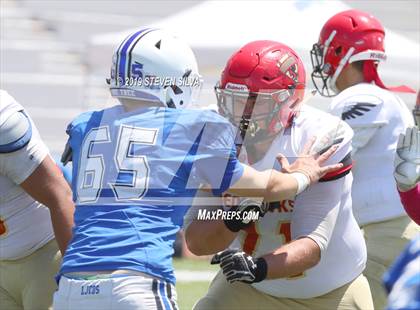Thumbnail 3 in La Jolla Country Day vs. Mountain Empire (SDFNL Kickoff Classic) photogallery.