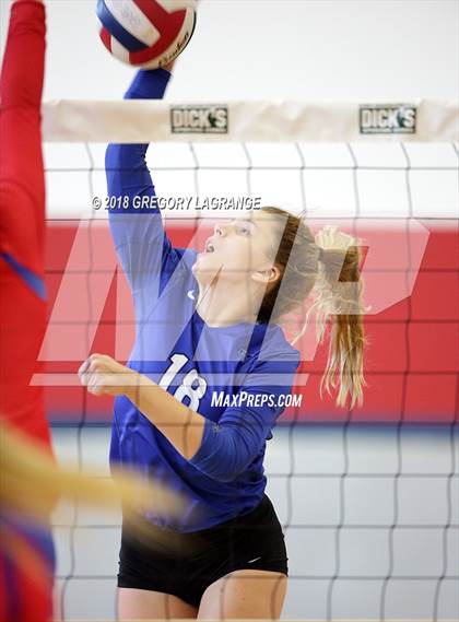 Thumbnail 3 in Westlake vs Hebron photogallery.