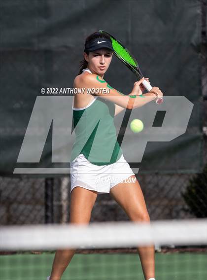 Thumbnail 1 in Green Hope vs Myers Park (NCHSAA 4A Dual Team State Championship) photogallery.