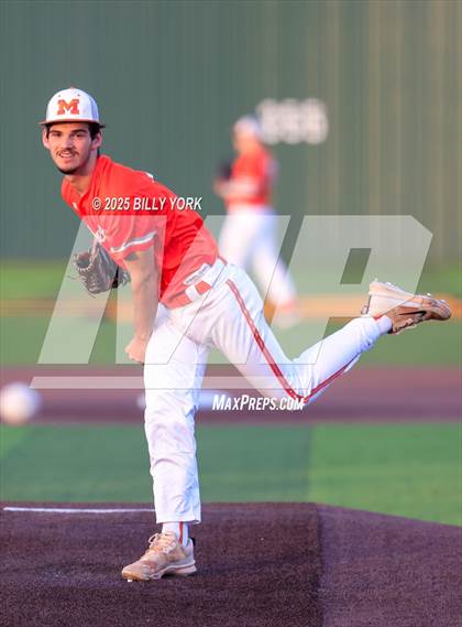Thumbnail 3 in Grand Saline vs Mineola photogallery.