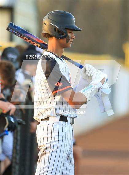 Thumbnail 2 in Grand Saline vs Mineola photogallery.