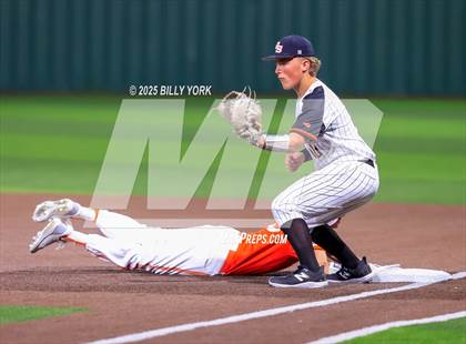 Thumbnail 3 in Grand Saline vs Mineola photogallery.