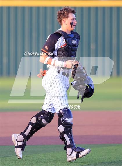 Thumbnail 2 in Grand Saline vs Mineola photogallery.