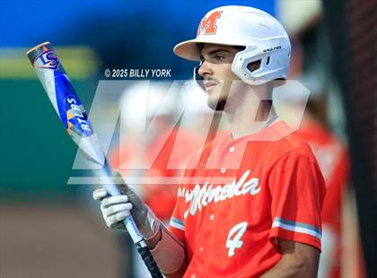 Thumbnail 3 in Grand Saline vs Mineola photogallery.
