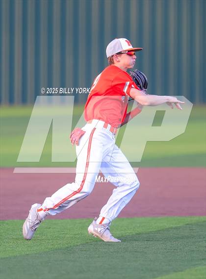 Thumbnail 3 in Grand Saline vs Mineola photogallery.