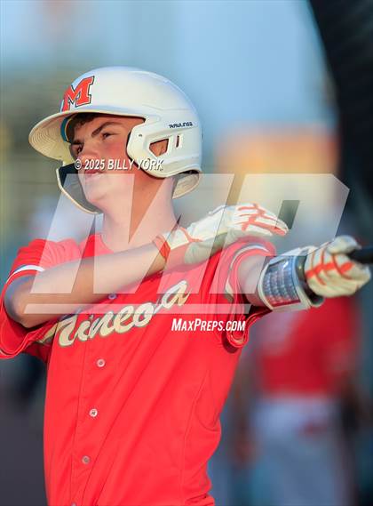 Thumbnail 2 in Grand Saline vs Mineola photogallery.