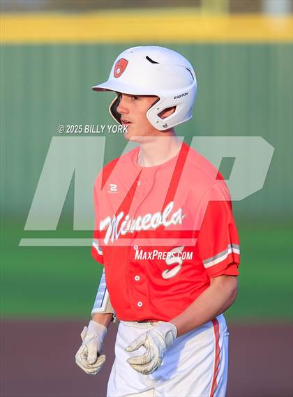 Thumbnail 1 in Grand Saline vs Mineola photogallery.