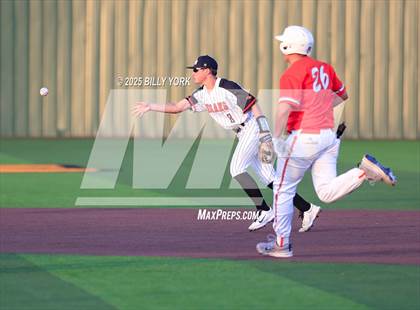 Thumbnail 2 in Grand Saline vs Mineola photogallery.