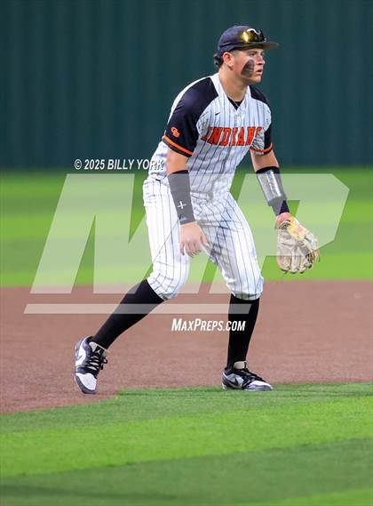 Thumbnail 3 in Grand Saline vs Mineola photogallery.