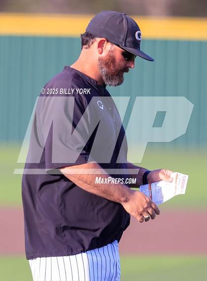 Thumbnail 3 in Grand Saline vs Mineola photogallery.