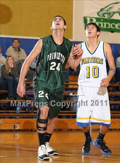 Thumbnail 2 in Princeton vs. Maxwell (Irene Wells Memorial Invitational) photogallery.