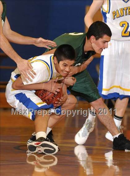 Thumbnail 1 in Princeton vs. Maxwell (Irene Wells Memorial Invitational) photogallery.