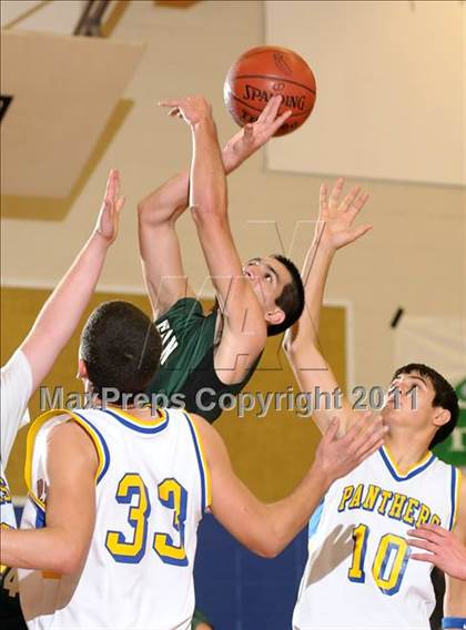 Thumbnail 3 in Princeton vs. Maxwell (Irene Wells Memorial Invitational) photogallery.