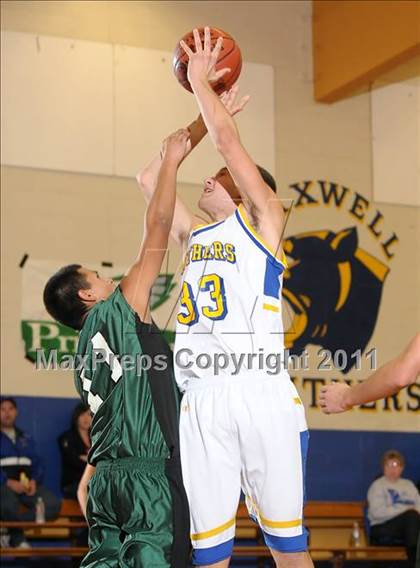 Thumbnail 2 in Princeton vs. Maxwell (Irene Wells Memorial Invitational) photogallery.