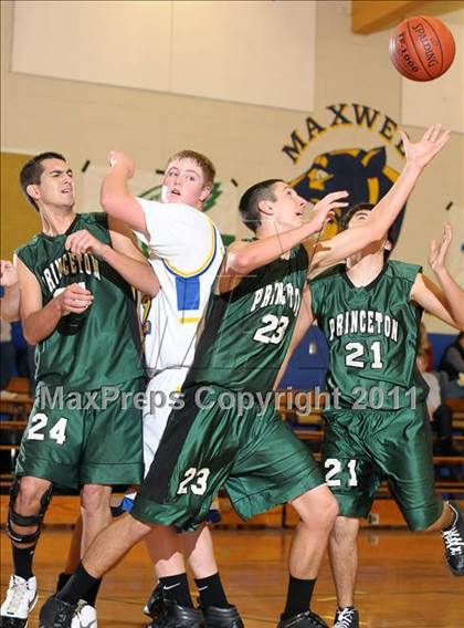 Thumbnail 3 in Princeton vs. Maxwell (Irene Wells Memorial Invitational) photogallery.