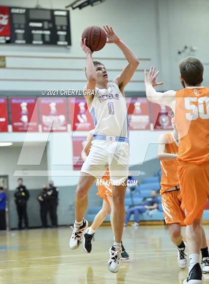 Thumbnail 1 in Sullivan Central @ Sullivan South photogallery.