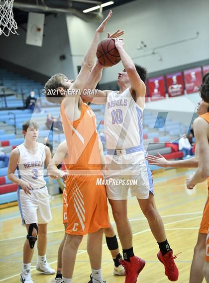 Thumbnail 3 in Sullivan Central @ Sullivan South photogallery.