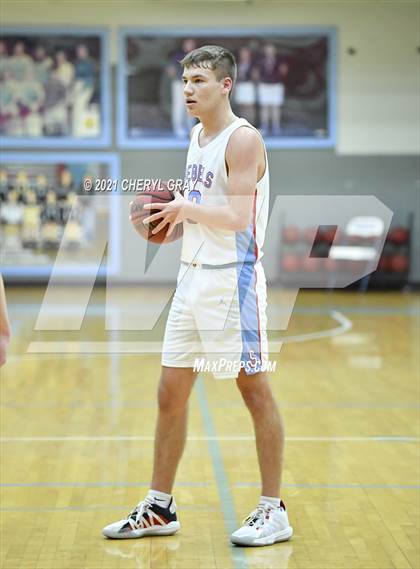 Thumbnail 3 in Sullivan Central @ Sullivan South photogallery.
