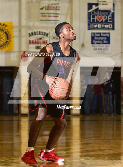 Thumbnail 1 in St. Joseph Notre Dame vs. Archbishop Riordan (65th Gridley Invitational) photogallery.