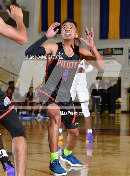 Thumbnail 2 in St. Joseph Notre Dame vs. Archbishop Riordan (65th Gridley Invitational) photogallery.