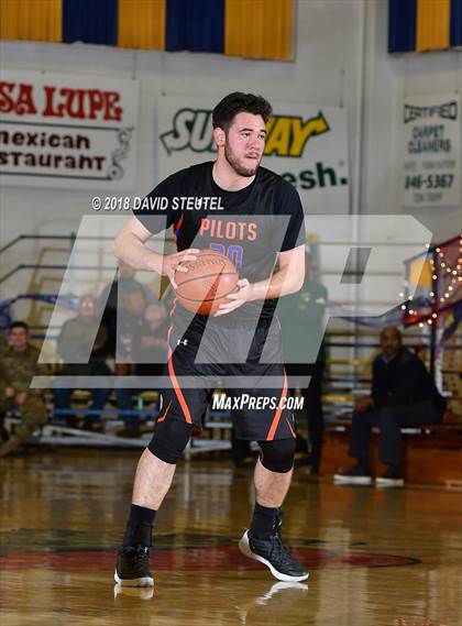 Thumbnail 3 in St. Joseph Notre Dame vs. Archbishop Riordan (65th Gridley Invitational) photogallery.