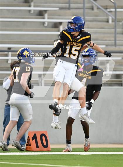 Thumbnail 3 in Barbers Hill vs. Anderson (UIL 5A D1 Football Area Championship) photogallery.