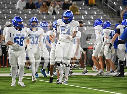Thumbnail 1 in Barbers Hill vs. Anderson (UIL 5A D1 Football Area Championship) photogallery.