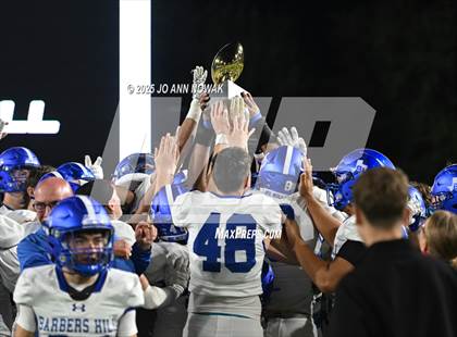 Thumbnail 2 in Barbers Hill vs. Anderson (UIL 5A D1 Football Area Championship) photogallery.