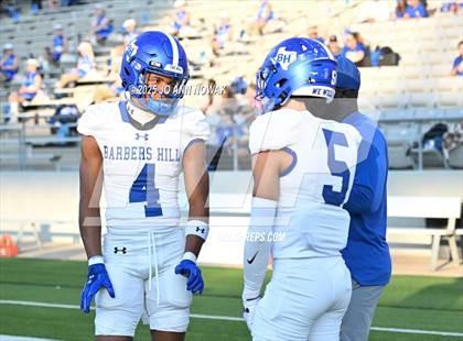 Thumbnail 3 in Barbers Hill vs. Anderson (UIL 5A D1 Football Area Championship) photogallery.