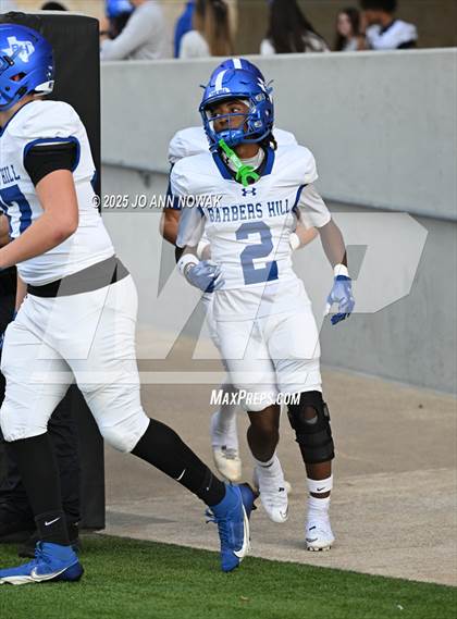 Thumbnail 2 in Barbers Hill vs. Anderson (UIL 5A D1 Football Area Championship) photogallery.