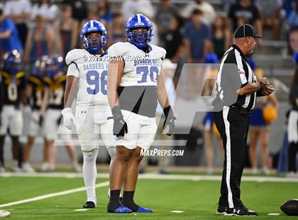 Thumbnail 2 in Barbers Hill vs. Anderson (UIL 5A D1 Football Area Championship) photogallery.