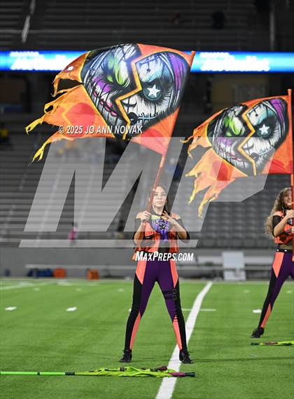 Thumbnail 1 in Barbers Hill vs. Anderson (UIL 5A D1 Football Area Championship) photogallery.