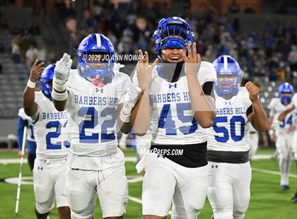 Thumbnail 2 in Barbers Hill vs. Anderson (UIL 5A D1 Football Area Championship) photogallery.