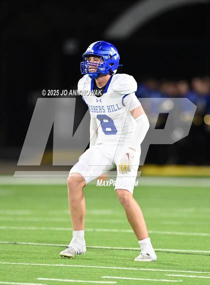 Thumbnail 1 in Barbers Hill vs. Anderson (UIL 5A D1 Football Area Championship) photogallery.