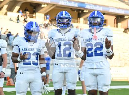 Thumbnail 1 in Barbers Hill vs. Anderson (UIL 5A D1 Football Area Championship) photogallery.