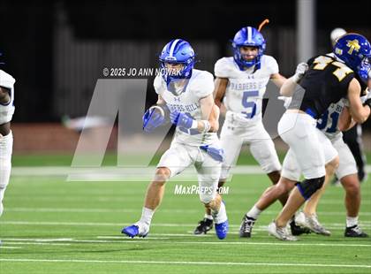 Thumbnail 3 in Barbers Hill vs. Anderson (UIL 5A D1 Football Area Championship) photogallery.