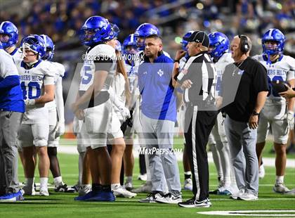 Thumbnail 1 in Barbers Hill vs. Anderson (UIL 5A D1 Football Area Championship) photogallery.
