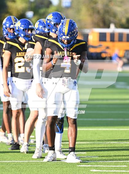 Thumbnail 2 in Barbers Hill vs. Anderson (UIL 5A D1 Football Area Championship) photogallery.