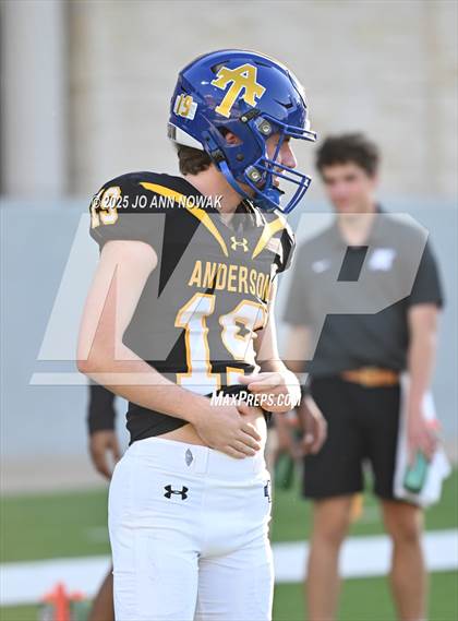 Thumbnail 2 in Barbers Hill vs. Anderson (UIL 5A D1 Football Area Championship) photogallery.