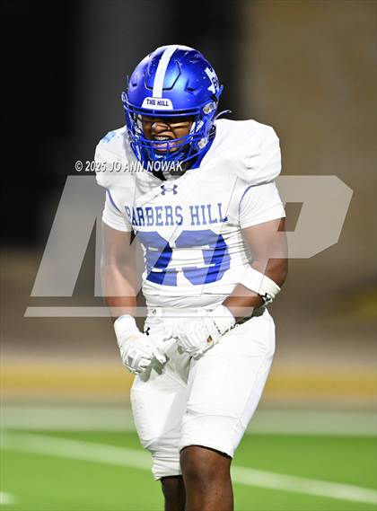 Thumbnail 1 in Barbers Hill vs. Anderson (UIL 5A D1 Football Area Championship) photogallery.