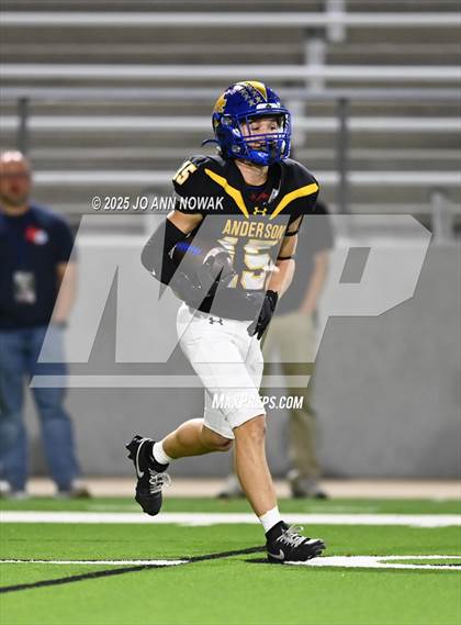Thumbnail 2 in Barbers Hill vs. Anderson (UIL 5A D1 Football Area Championship) photogallery.