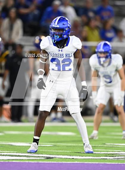 Thumbnail 3 in Barbers Hill vs. Anderson (UIL 5A D1 Football Area Championship) photogallery.