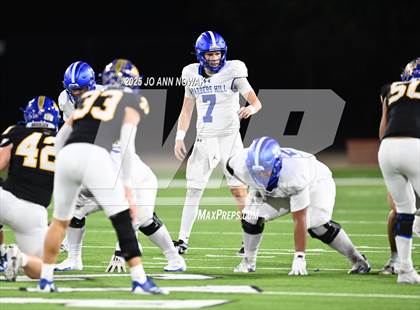 Thumbnail 1 in Barbers Hill vs. Anderson (UIL 5A D1 Football Area Championship) photogallery.