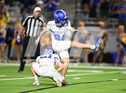 Thumbnail 1 in Barbers Hill vs. Anderson (UIL 5A D1 Football Area Championship) photogallery.