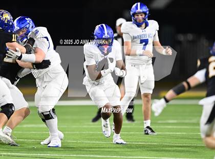 Thumbnail 1 in Barbers Hill vs. Anderson (UIL 5A D1 Football Area Championship) photogallery.