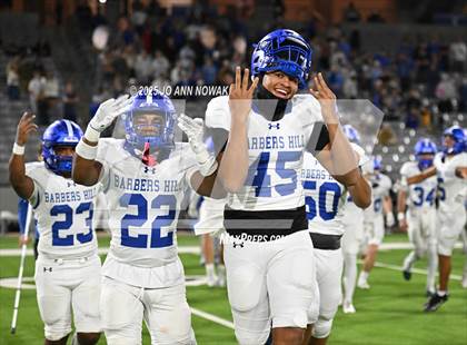 Thumbnail 1 in Barbers Hill vs. Anderson (UIL 5A D1 Football Area Championship) photogallery.