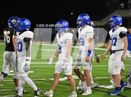 Thumbnail 3 in Barbers Hill vs. Anderson (UIL 5A D1 Football Area Championship) photogallery.