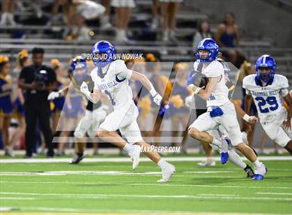 Thumbnail 1 in Barbers Hill vs. Anderson (UIL 5A D1 Football Area Championship) photogallery.