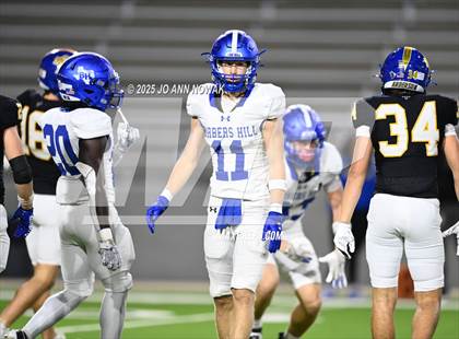 Thumbnail 1 in Barbers Hill vs. Anderson (UIL 5A D1 Football Area Championship) photogallery.