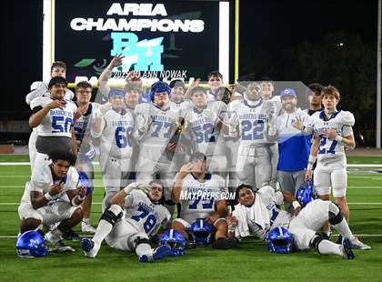 Thumbnail 1 in Barbers Hill vs. Anderson (UIL 5A D1 Football Area Championship) photogallery.